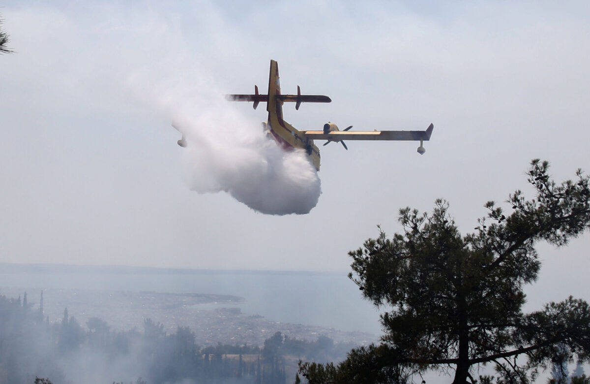 Πολύ υψηλός κίνδυνος πυρκαγιάς την Παρασκευή σε 10 περιοχές